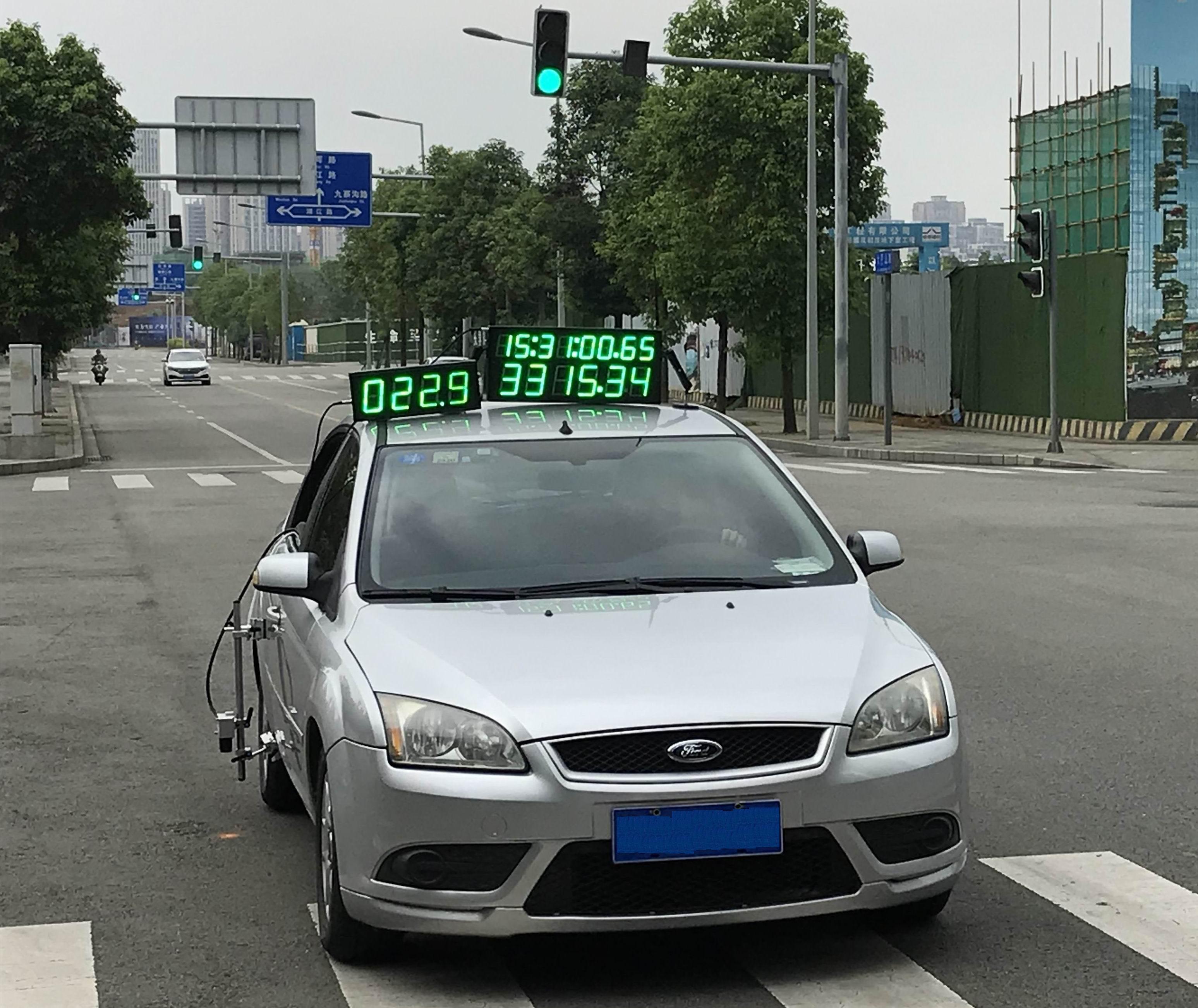 區(qū)間測(cè)速監(jiān)測(cè)系統(tǒng)檢定裝置